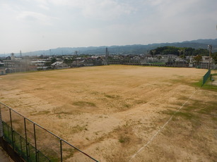 粉河中部運動場の写真
