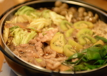 キウイのすき焼き鍋写真2