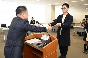 yoshidasan_1