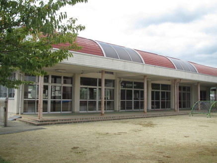 池田小学校体育館の写真