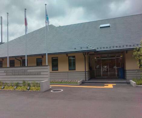 鞆渕小中学校屋内運動場