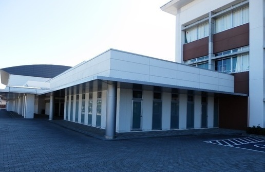 粉河小学校屋内運動場の写真