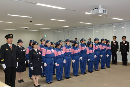 女性消防団員入団式の写真