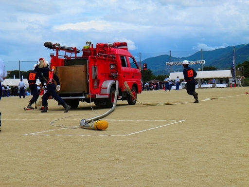貴志川方面隊選抜メンバーによる第24回和歌山県消防ポンプ操法大会出場時の写真3